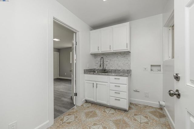 1230 79Th Ave, Oakland, CA 94621