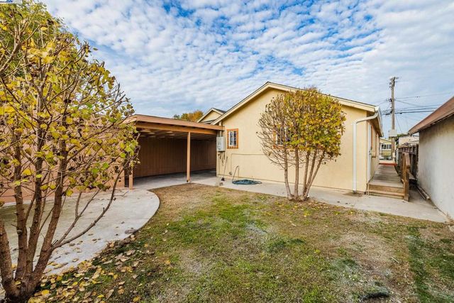 1230 79Th Ave, Oakland, CA 94621