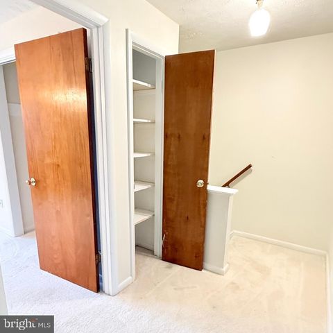 103 FAIRVIEW AVE, Front Royal, VA 22630