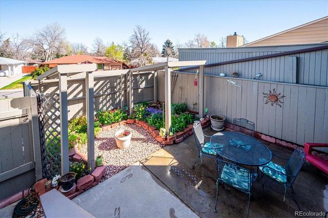 7335 W Maple Drive, Lakewood, CO 80226