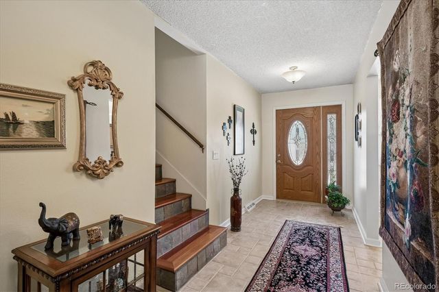7335 W Maple Drive, Lakewood, CO 80226