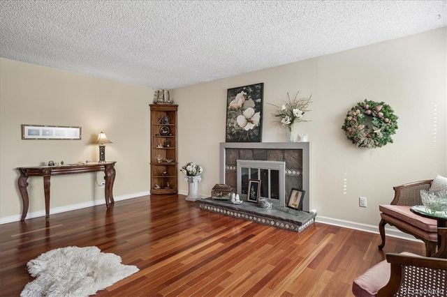 7335 W Maple Drive, Lakewood, CO 80226