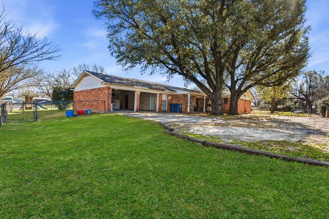 104 Beard Drive, Itasca, TX 76055