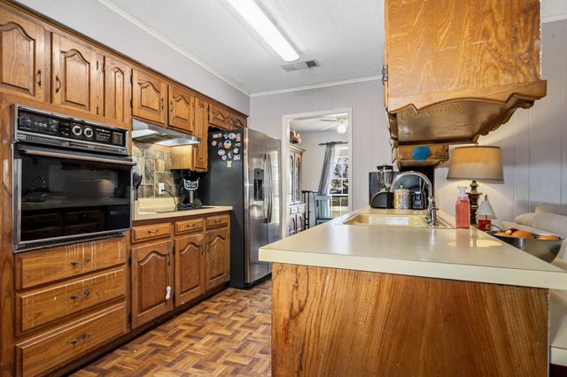 104 Beard Drive, Itasca, TX 76055