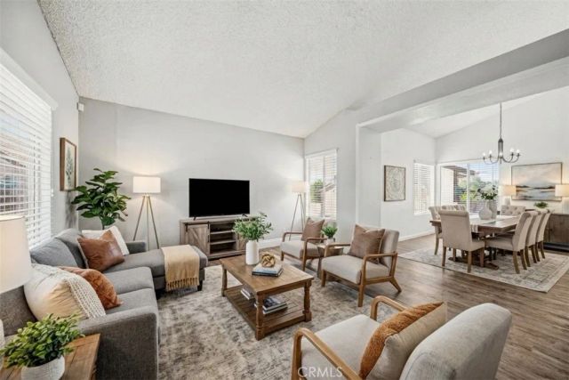 22320 Spur Brook Drive, Wildomar, CA 92595