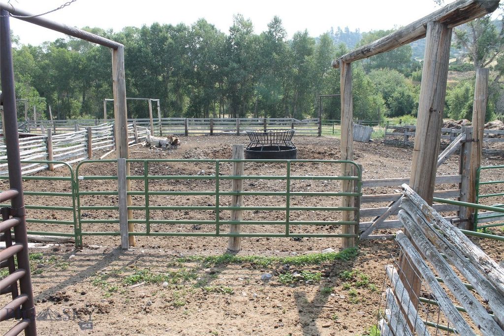 126 Upper Deer Creek, Big Timber, MT 59011 photo 31