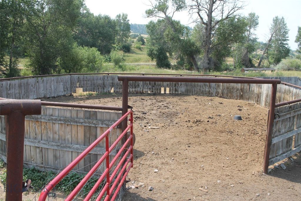 126 Upper Deer Creek, Big Timber, MT 59011 photo 36