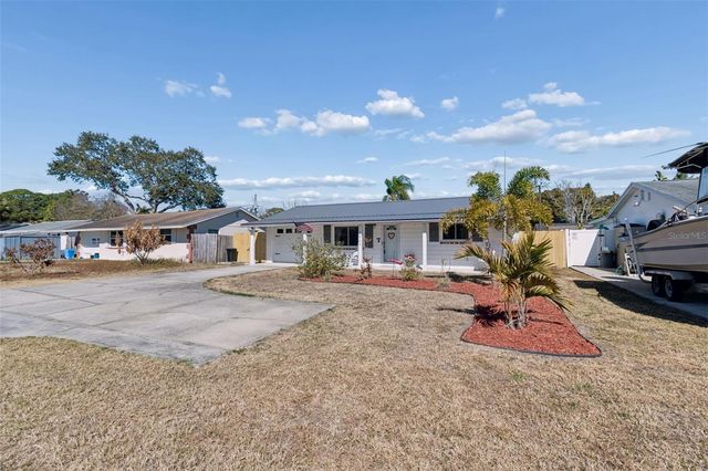 5945 62ND AVENUE N, Pinellas Park, FL 33781