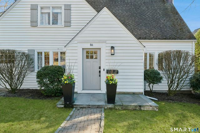 86 Middlesex Road, Darien, CT 06820