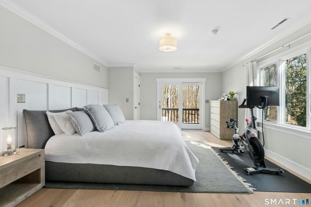 86 Middlesex Road, Darien, CT 06820