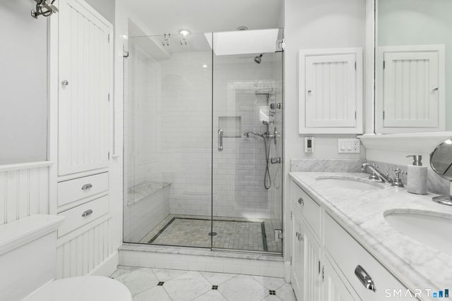 86 Middlesex Road, Darien, CT 06820