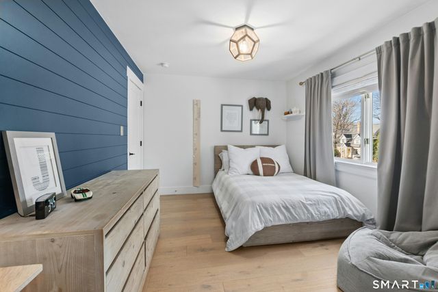 86 Middlesex Road, Darien, CT 06820