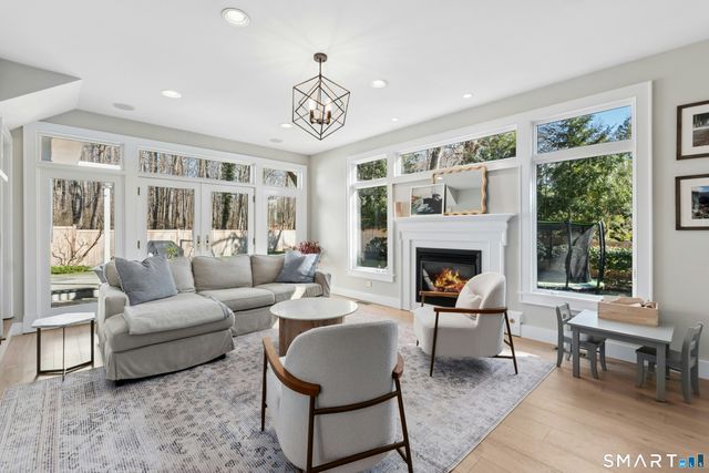 86 Middlesex Road, Darien, CT 06820