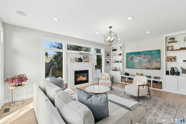 86 Middlesex Road, Darien, CT 06820