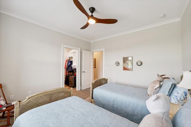 604 Cayman Way, Savoy, IL 61874