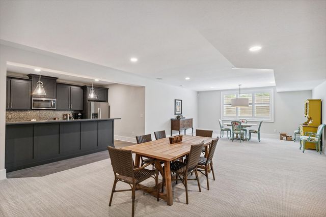 604 Cayman Way, Savoy, IL 61874