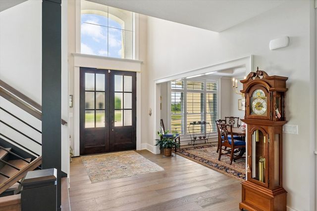 604 Cayman Way, Savoy, IL 61874