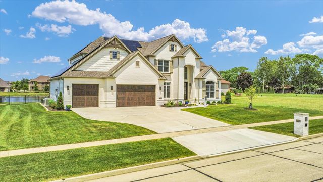 604 Cayman Way, Savoy, IL 61874