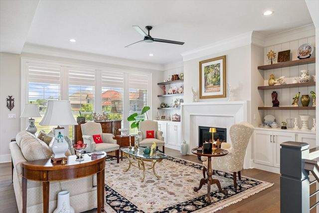 604 Cayman Way, Savoy, IL 61874