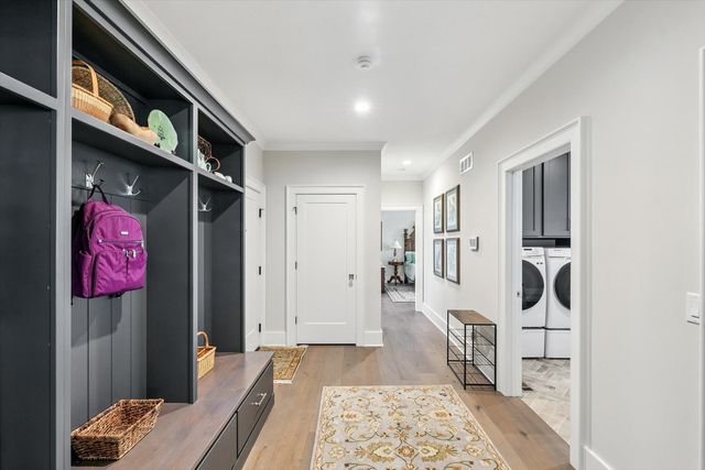 604 Cayman Way, Savoy, IL 61874