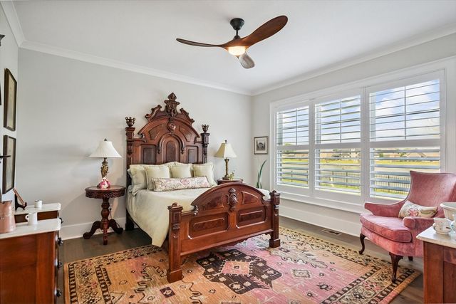 604 Cayman Way, Savoy, IL 61874