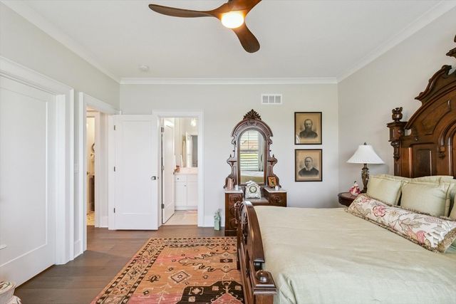 604 Cayman Way, Savoy, IL 61874