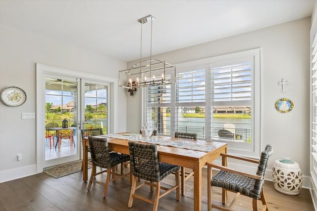 604 Cayman Way, Savoy, IL 61874