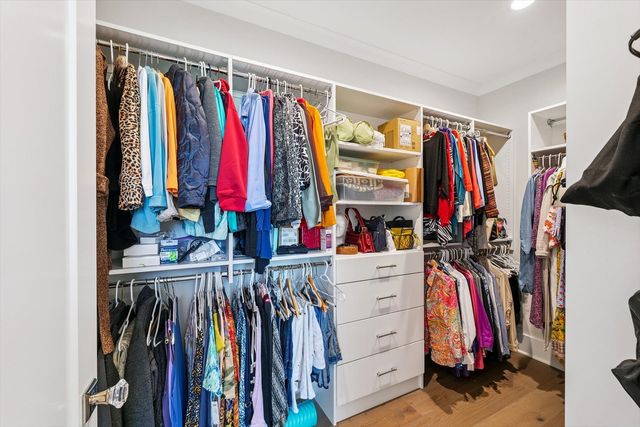 604 Cayman Way, Savoy, IL 61874