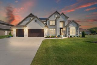 604 Cayman Way, Savoy, IL 61874