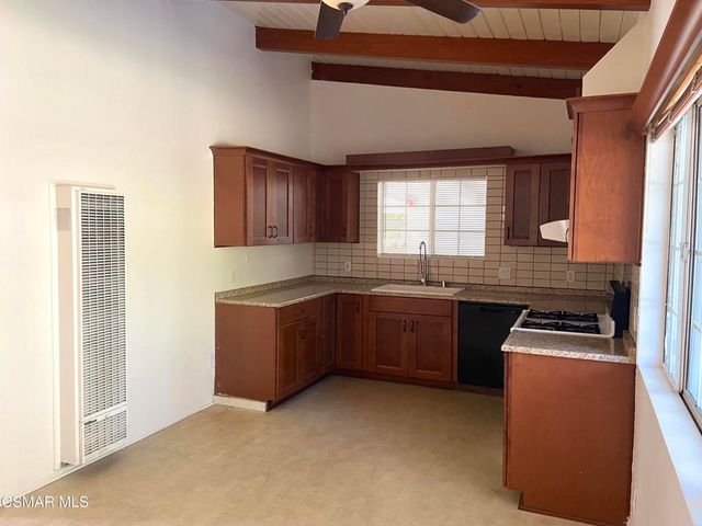 3193 Royal Oaks Drive, Thousand Oaks, CA 91362