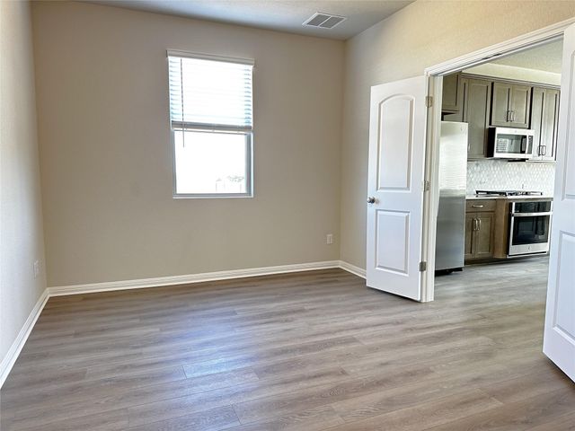 103 Rita Blanca BND, Bastrop, TX 78602