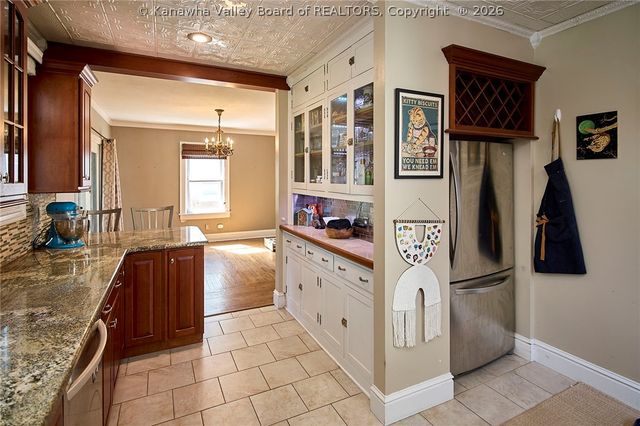 5410 Virginia Avenue Se, Charleston, WV 25304