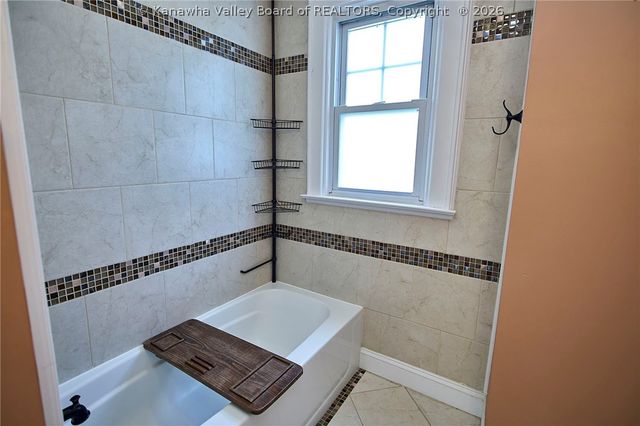 5410 Virginia Avenue Se, Charleston, WV 25304