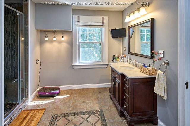 5410 Virginia Avenue Se, Charleston, WV 25304