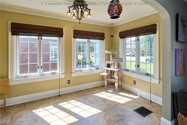 5410 Virginia Avenue Se, Charleston, WV 25304