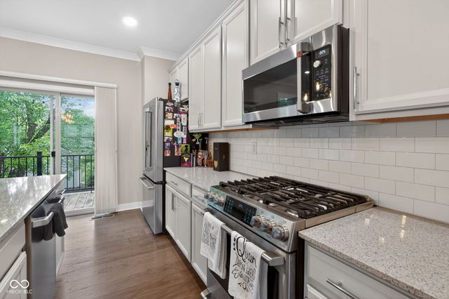 8232 Bostic Drive, Fishers, IN 46038