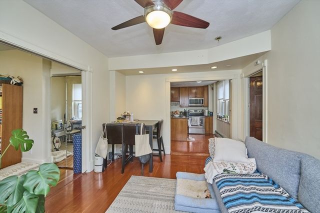 6 Bedford Street 2F, Somerville, MA 02143