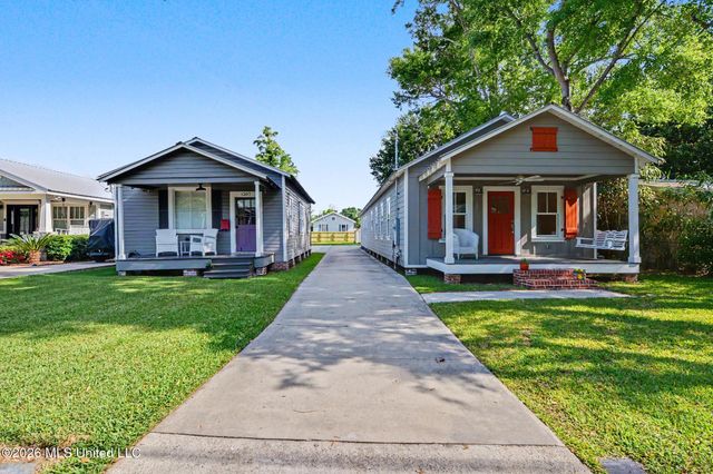 1309 Bowen Avenue, Ocean Springs, MS 39564