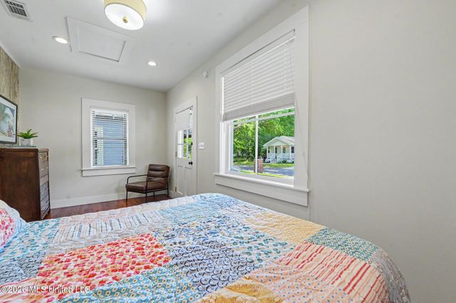 1309 Bowen Avenue, Ocean Springs, MS 39564