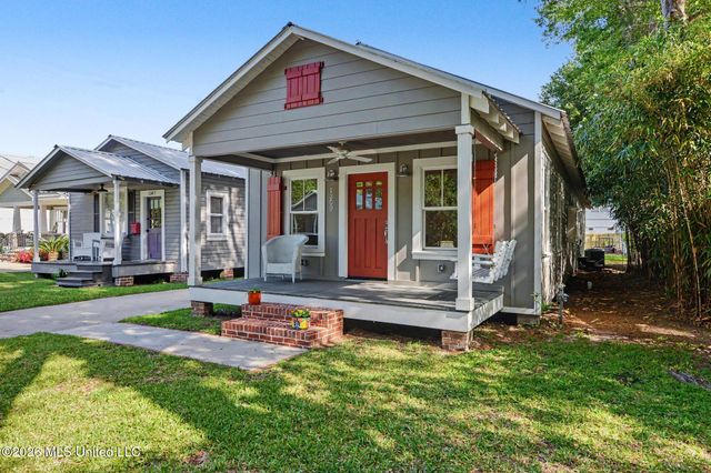1309 Bowen Avenue, Ocean Springs, MS 39564