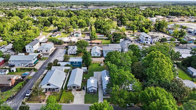 1309 Bowen Avenue, Ocean Springs, MS 39564