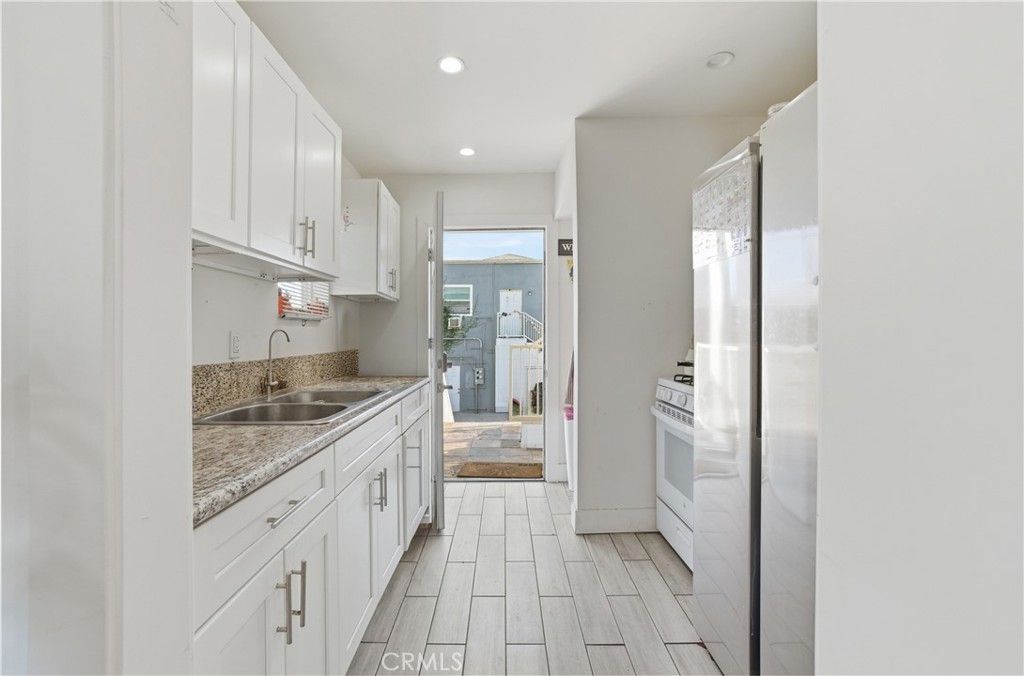 Image 23 of property listing at 8317 Whittier, Pico Rivera, CA 90660