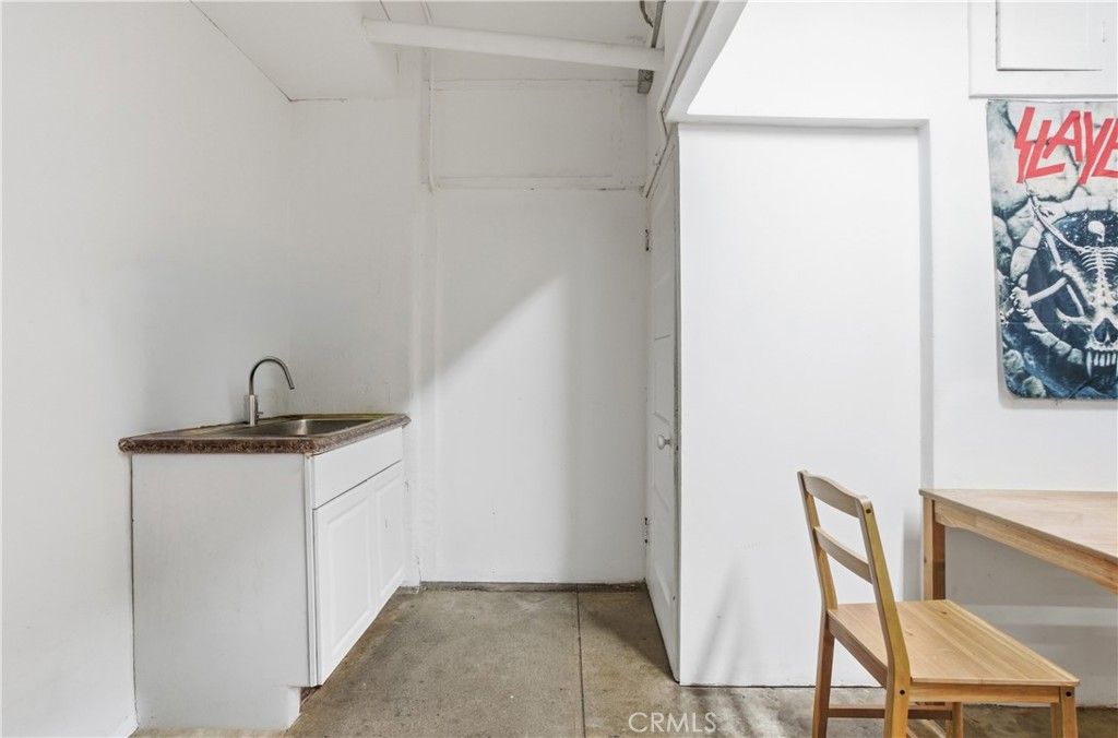 Image 8 of property listing at 8317 Whittier, Pico Rivera, CA 90660