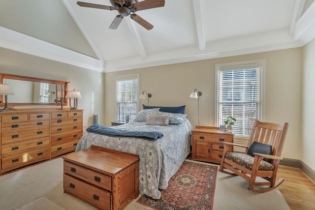 3614 Meadow Dr, Nashville, TN 37215