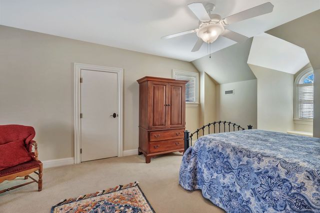 3614 Meadow Dr, Nashville, TN 37215