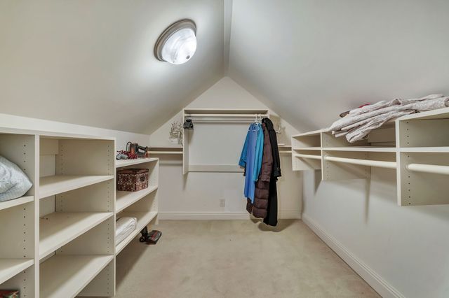 3614 Meadow Dr, Nashville, TN 37215