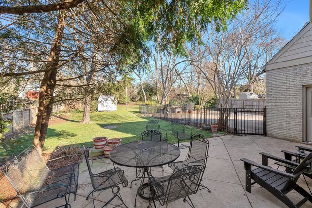 3614 Meadow Dr, Nashville, TN 37215