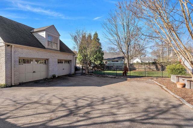 3614 Meadow Dr, Nashville, TN 37215