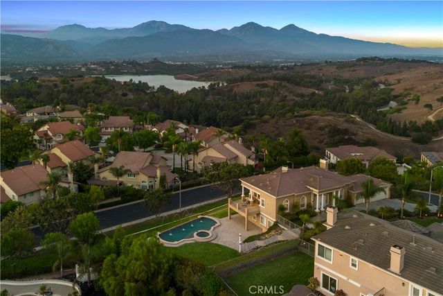 302 Via Blanca, San Dimas, CA 91773