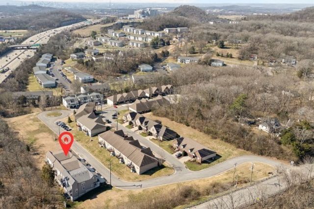 2111 Chadwell Retreat Dr, Madison, TN 37115